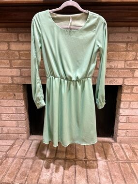 My Stary Mint Green Long-Sleeve Elastic-Waist Dress EUC